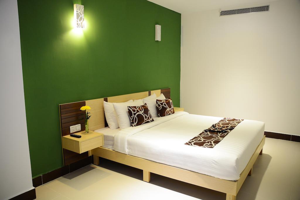 Moon Julie Hotel Sihanoukville Ngoại thất bức ảnh