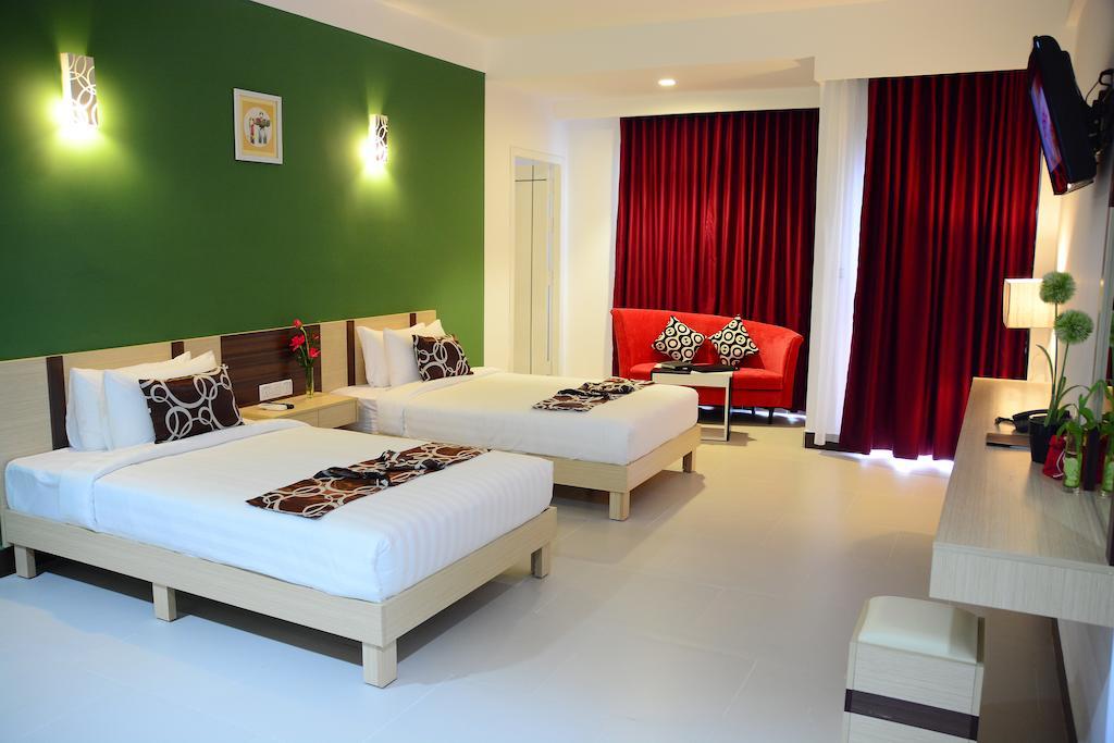 Moon Julie Hotel Sihanoukville Ngoại thất bức ảnh